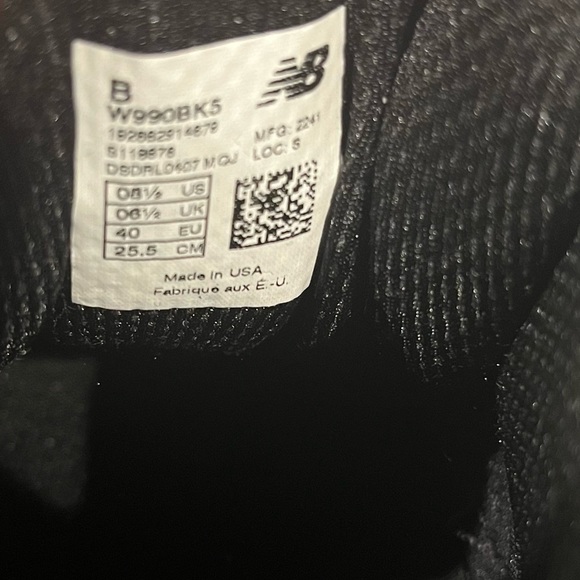 New Balance Women’s sneakers 990V Black Size 8.5 US - Picture 16 of 17